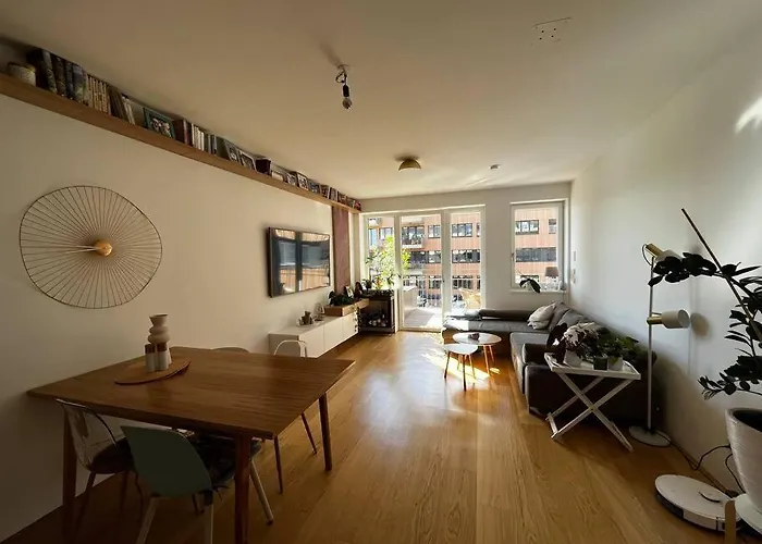 Cozy And Spacious In Διαμέρισμα *