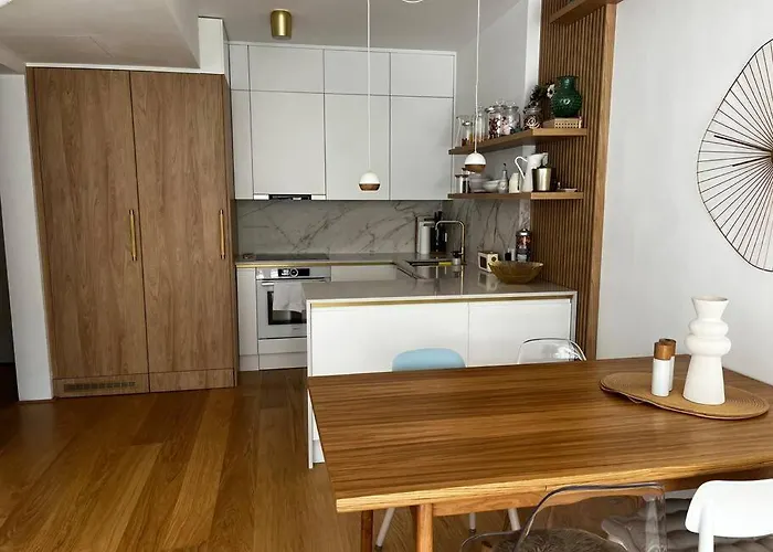 Διαμέρισμα Cozy And Spacious In *